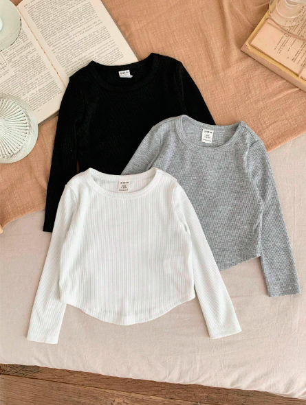 Talla: 2-3Y. Camisetas de Cuello Redondo (Precio por unidad)