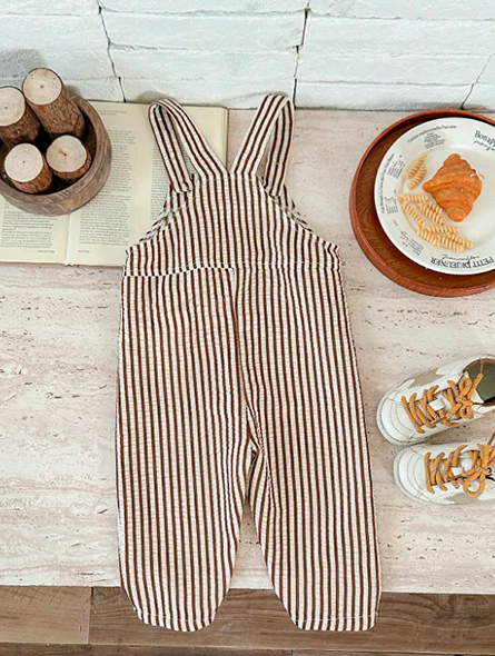 Talla: 9-12M. Braga  con estampado de oso y rayas.